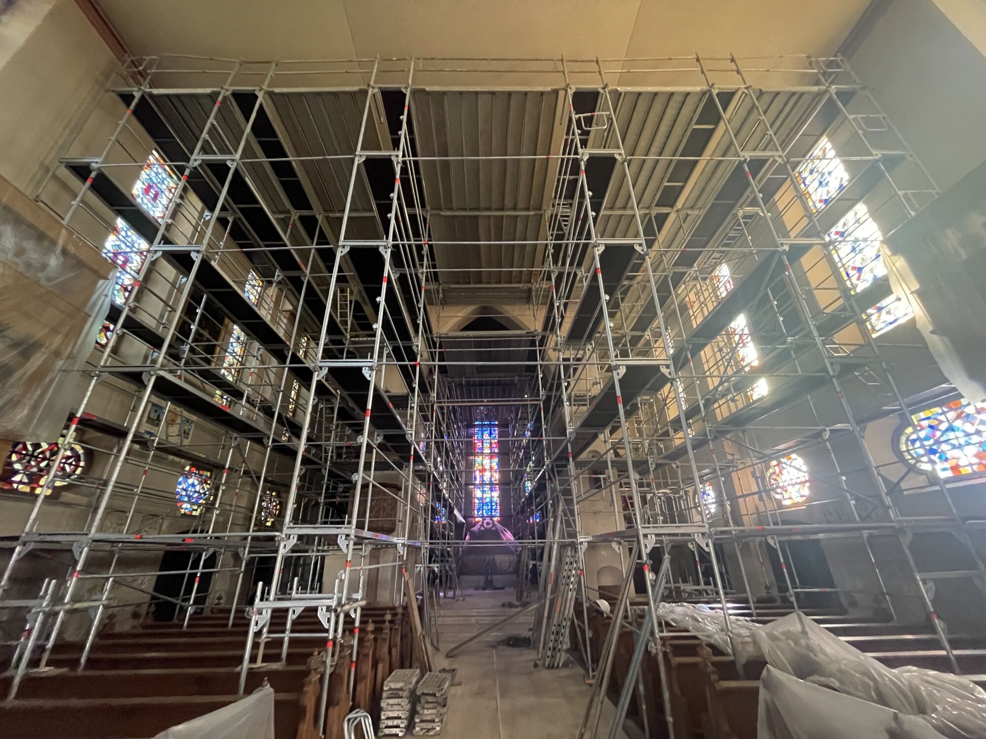 IMG_6064 | Altitude Echafaudage Montage d’un échafaudage au sein de l’Église catholique de la Trinité à Lauterbourg, près de Bischwiller Obernai