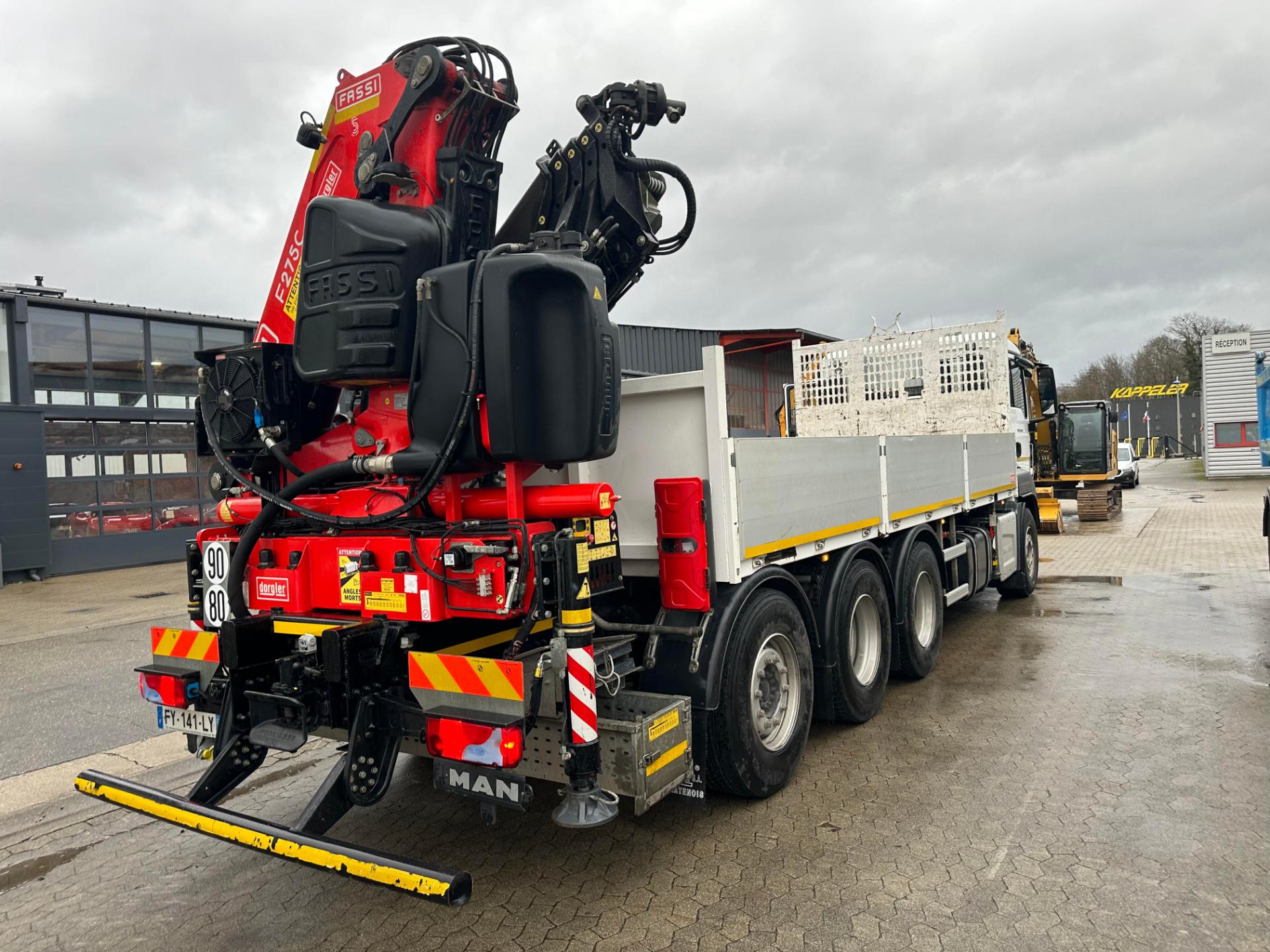 ALTITUDE ACHAFAUDAGE 14 | Altitude Echafaudage Pourquoi la suspension pneumatique est-elle un atout pour la location de camion grue sur terrain accidenté ? Sélestat